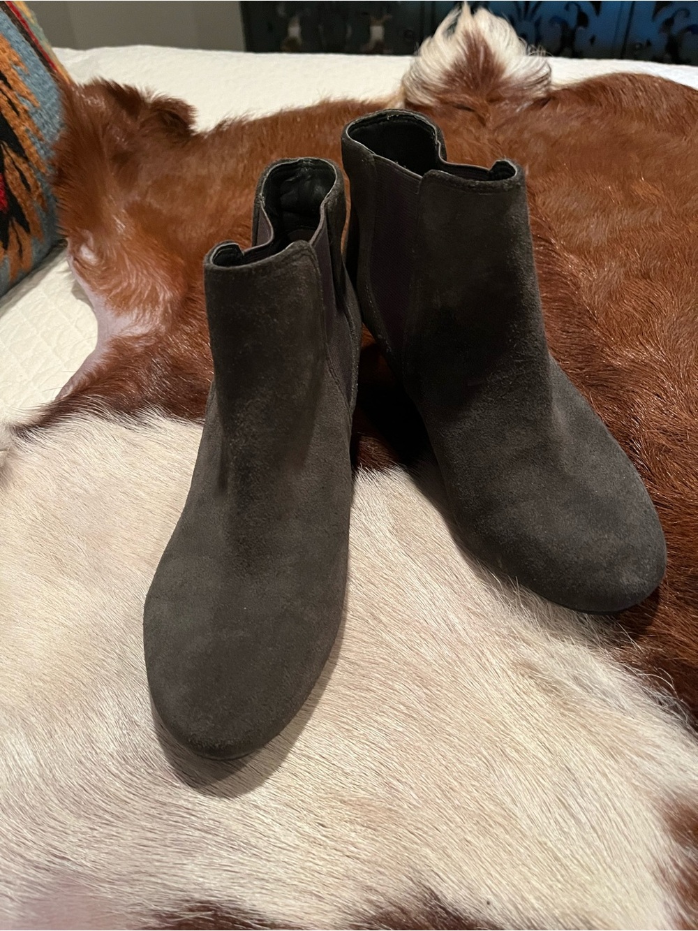 Nine West Gray Suede Ankle Booties